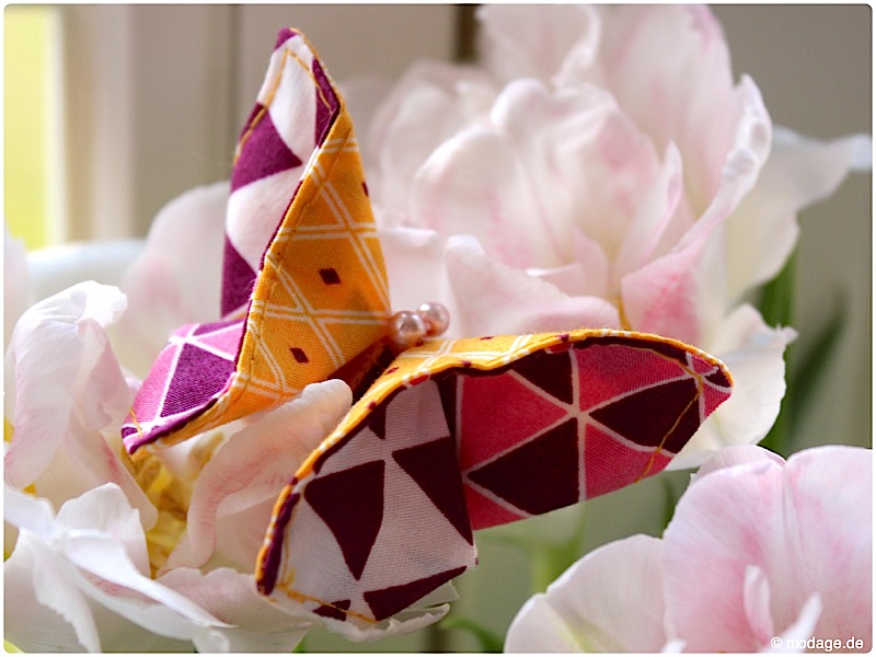 Origami Schmetterling aus Stoff Naehanleitung Stoffreste modage 1